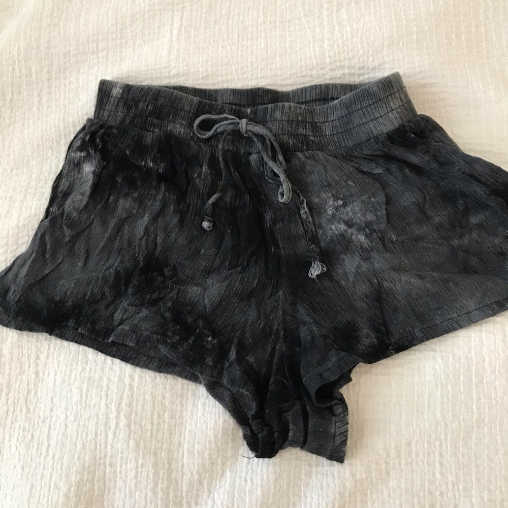 Black tie dye cloth shorts XS